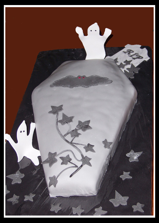 Ghost Haloween cake