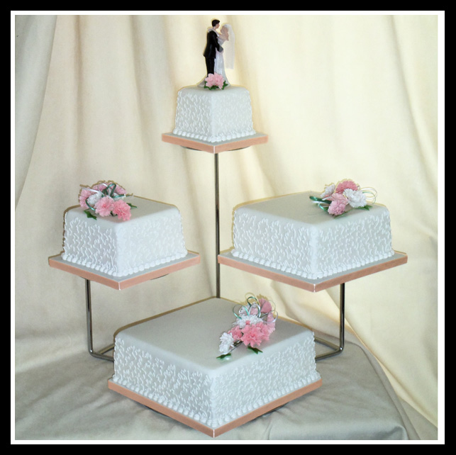 four teir white wedding cake